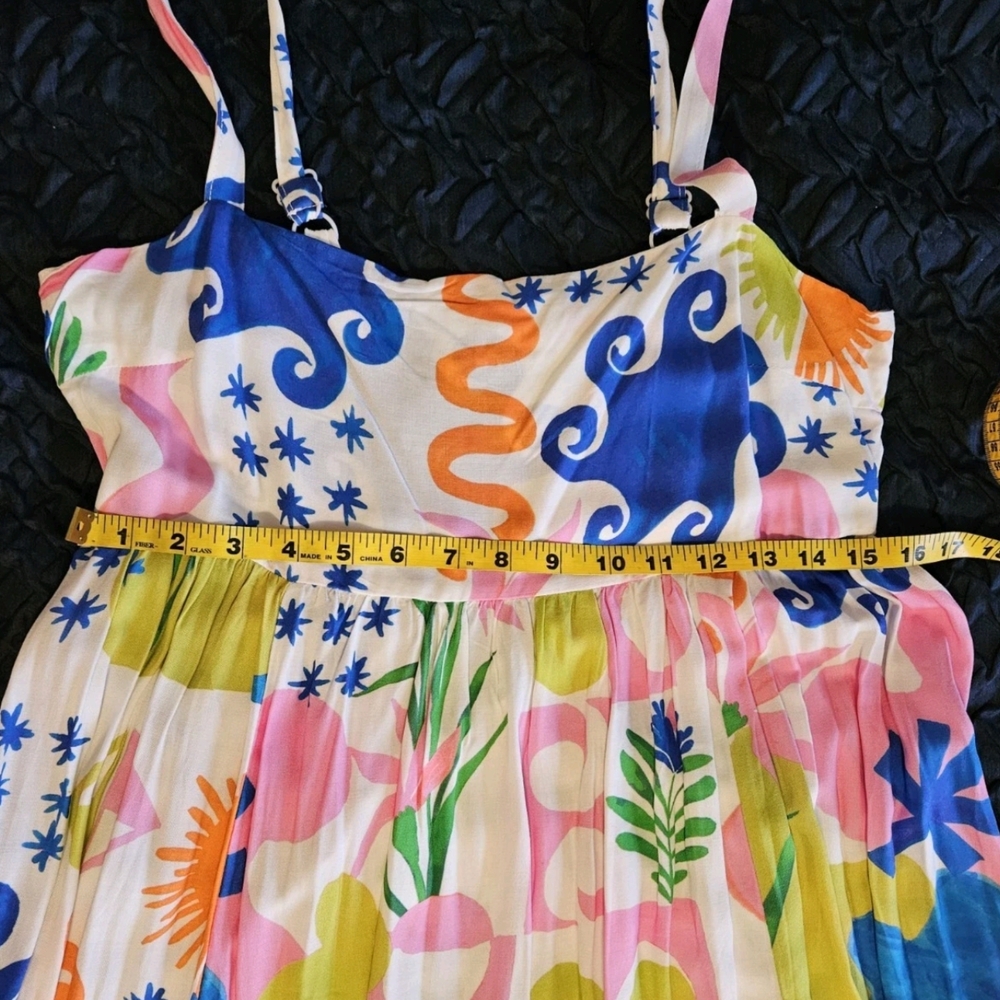 Paper Heart Colorful Maxi Dress with Abstract Print-Size Medium - Picture 14 of 17